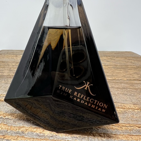 Kim Kardashian True Reflection Perfume 3.4 oz Eau de Parfum Spray for Women - Picture 2 of 10